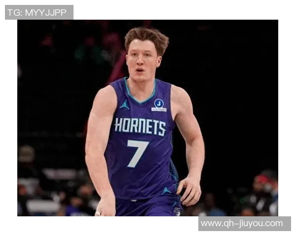 黄蜂新秀克尼佩尔入选周最佳提名展现无限潜力引发关注 黄蜂新秀克尼佩尔入选周最佳提名展现无限潜力引发关注