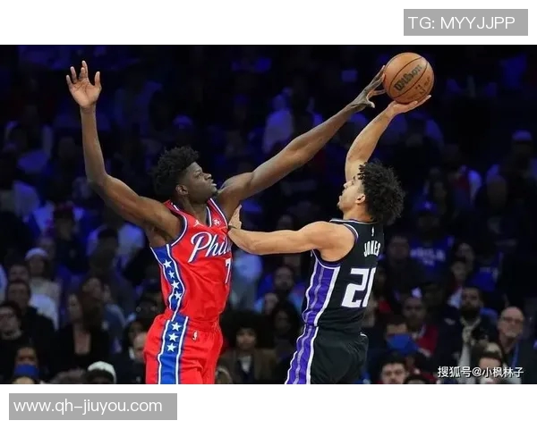小马与VJ的后场组合展现潜力76人是否该重新审视恩比德核心地位