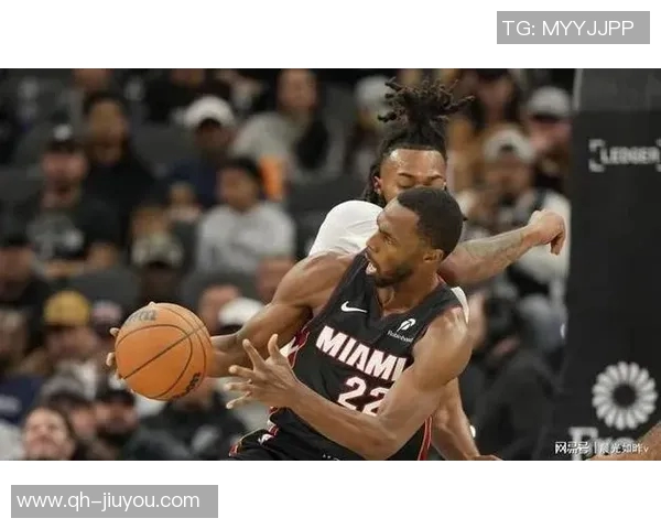 斯波赞小米切尔防守表现强烈侵略性契合球队战术需求 斯波赞小米切尔防守表现强烈侵略性契合球队战术需求