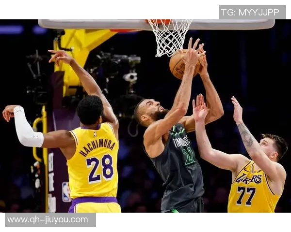 里夫斯盛赞詹姆斯：他是球队的胜利保障存在即是提升球队的力量