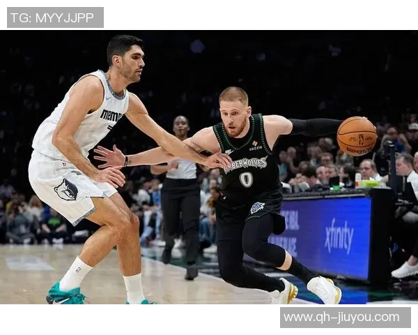 戈贝尔表现低迷仅得5分4板失误频繁犯规困扰球队